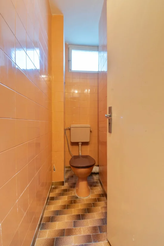 Нов имот на пазара!Три спални,жк,,Изгрев!