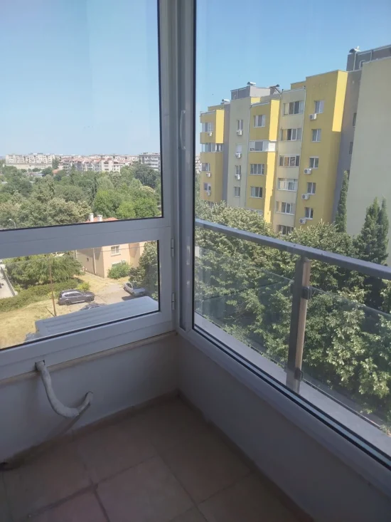 Чисто нов имот !За първи път под наем.Отлично обзаведен!