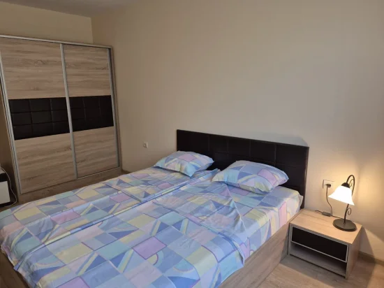 Лазур, за първи път под наем! Тухла до Морската градина