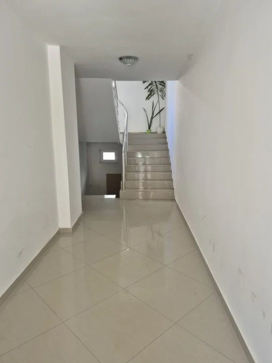 Партерен апартамент в кв. Сарафово