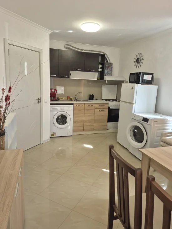 Партерен апартамент в кв. Сарафово