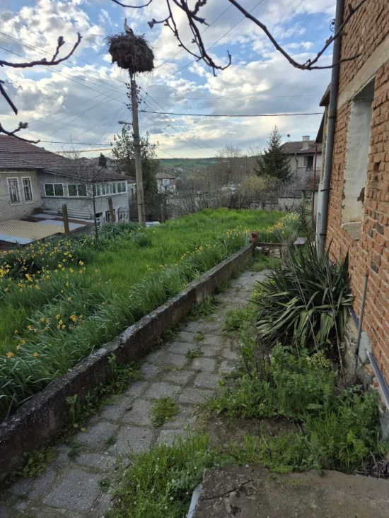 Ново предложение !!Къща с двор в село Зидарово ,област Созопол